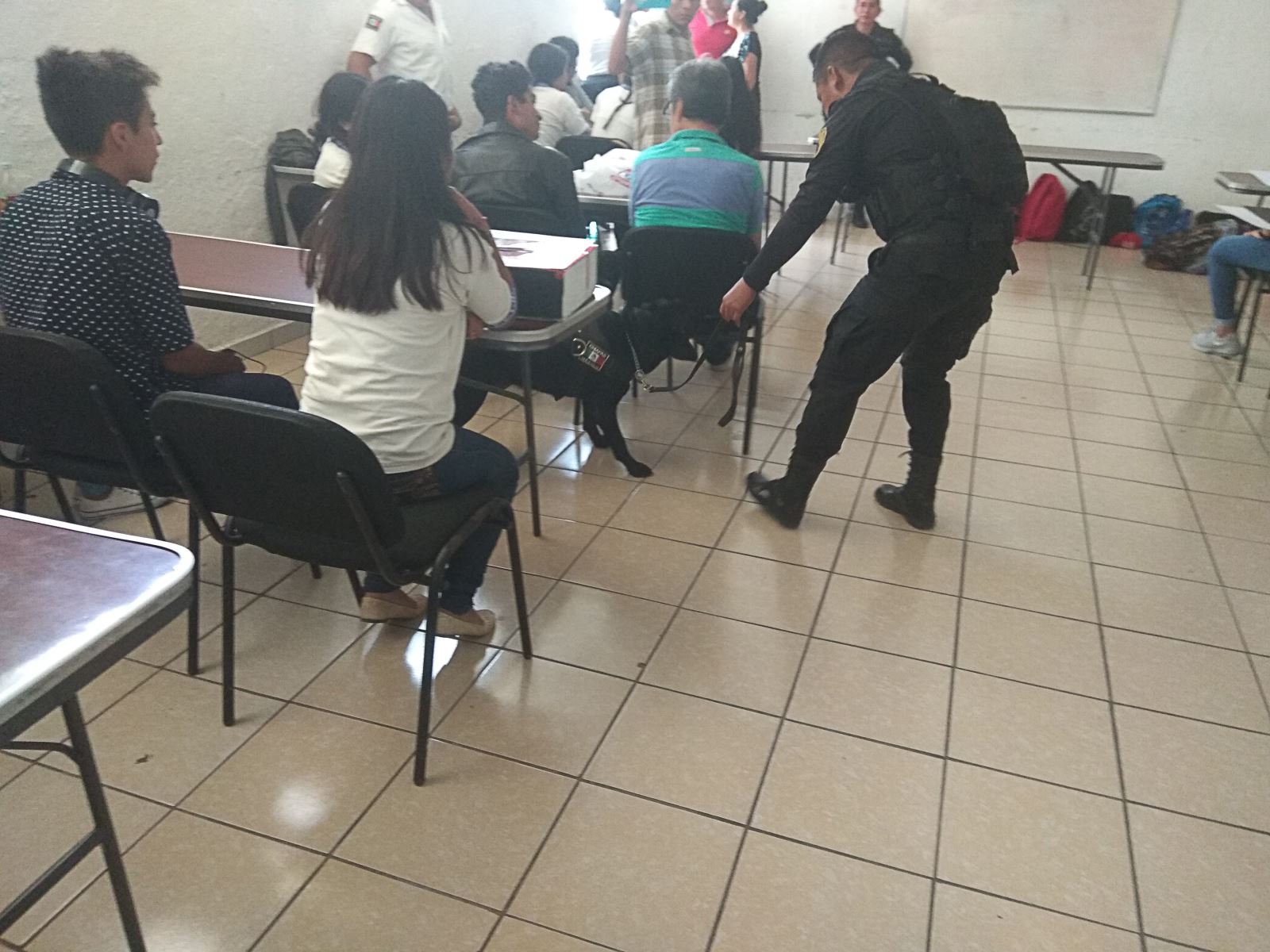 SSyPC implementa programa “Escuela Segura” en preparatoria de Tuxtla Gutiérrez