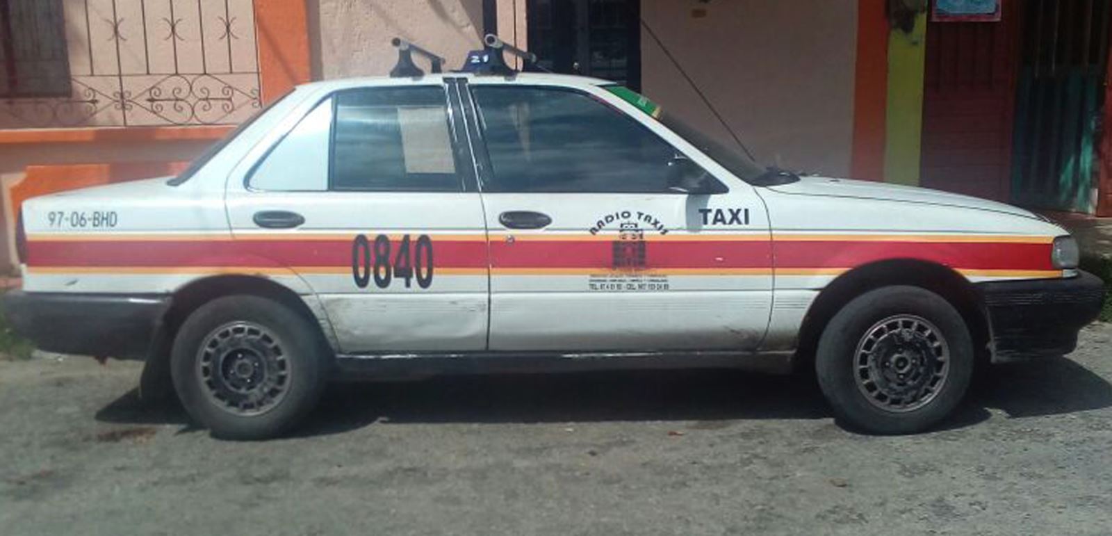 A minutos de la denuncia, SSyPC recupera taxi robado 