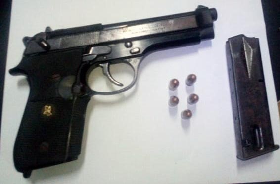 SSyPC asegura arma de fuego y al parecer droga en Tapachula