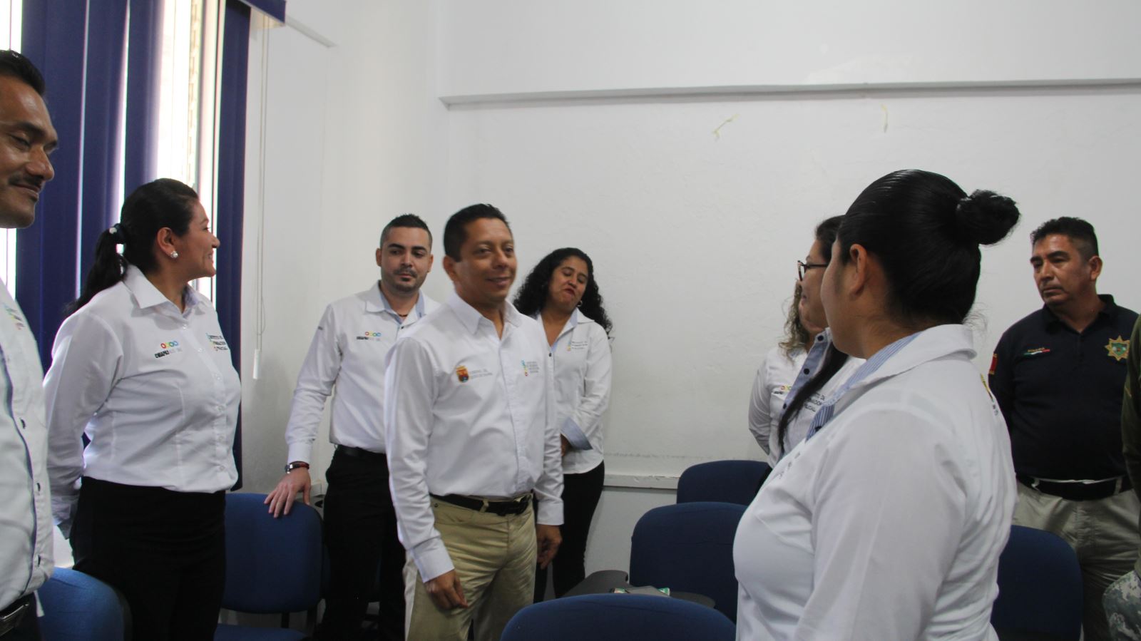 Llaven Abarca evalúa a instructores y académicos del Instituto de Formación Policial