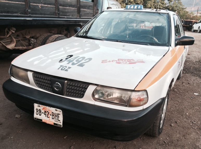 Corporaciones de la SSyPC detectan venta de drogas en taxi y detienen a conductor