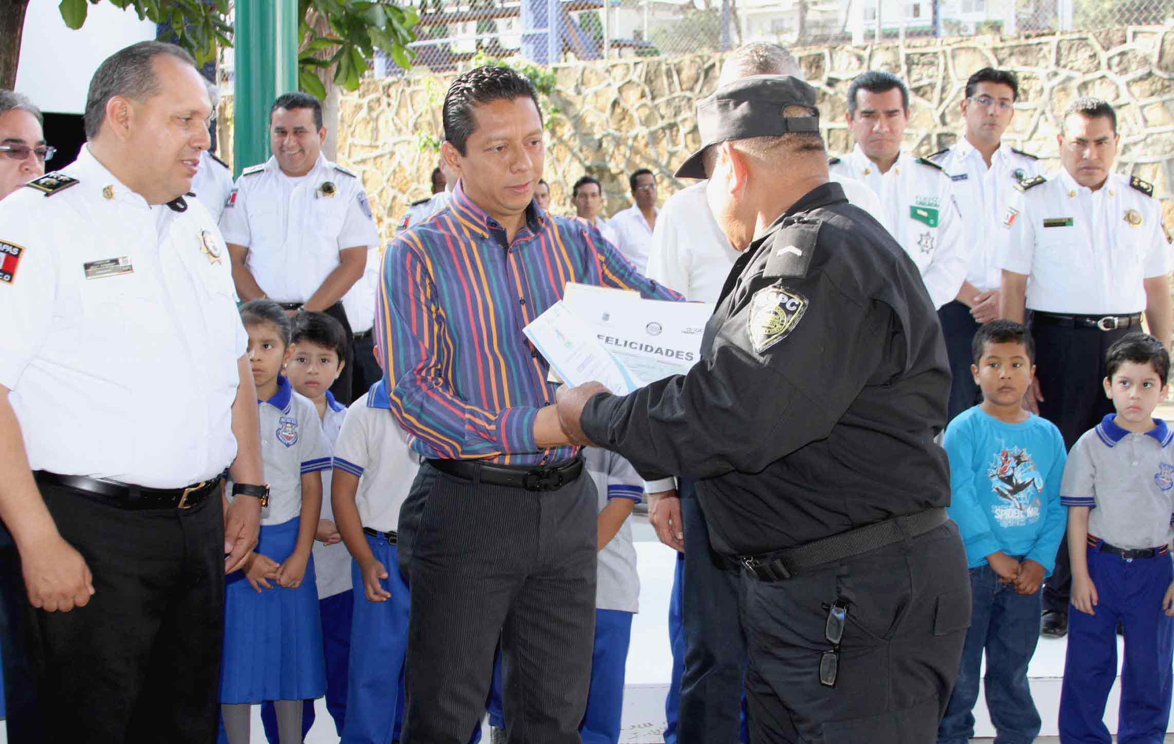 En marcha programa de dignificación policial “Chiapas te reconoce”