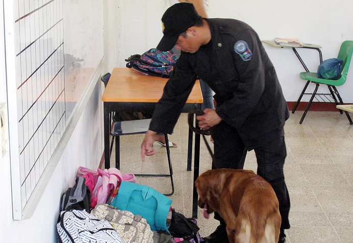 SSyPC lleva Operativo Mochila a escuelas de Mapastepec
