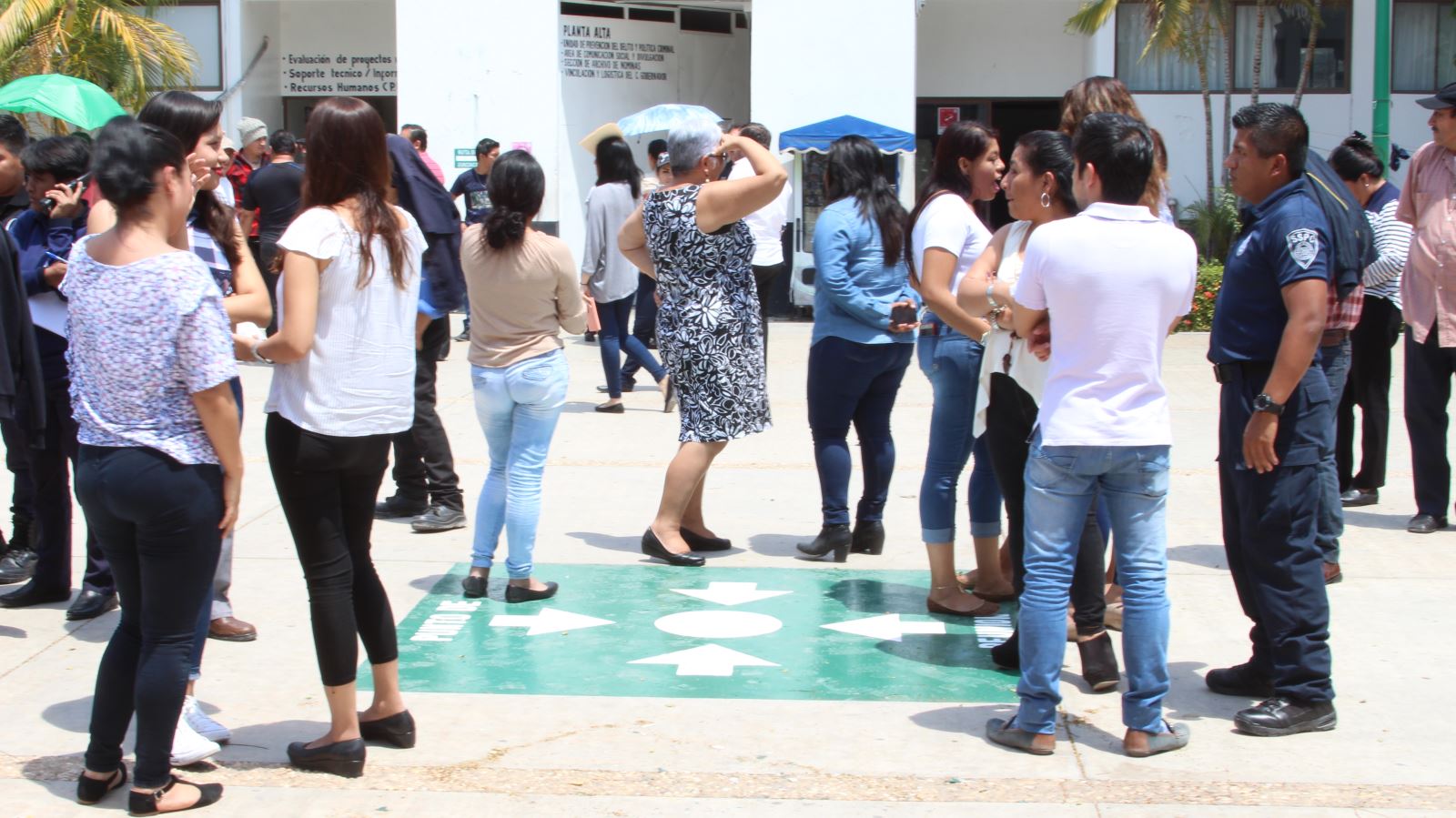 Con disciplina y responsabilidad, personal de la SSyPC participa en Simulacro Estatal de Sismo en Chiapas 2018